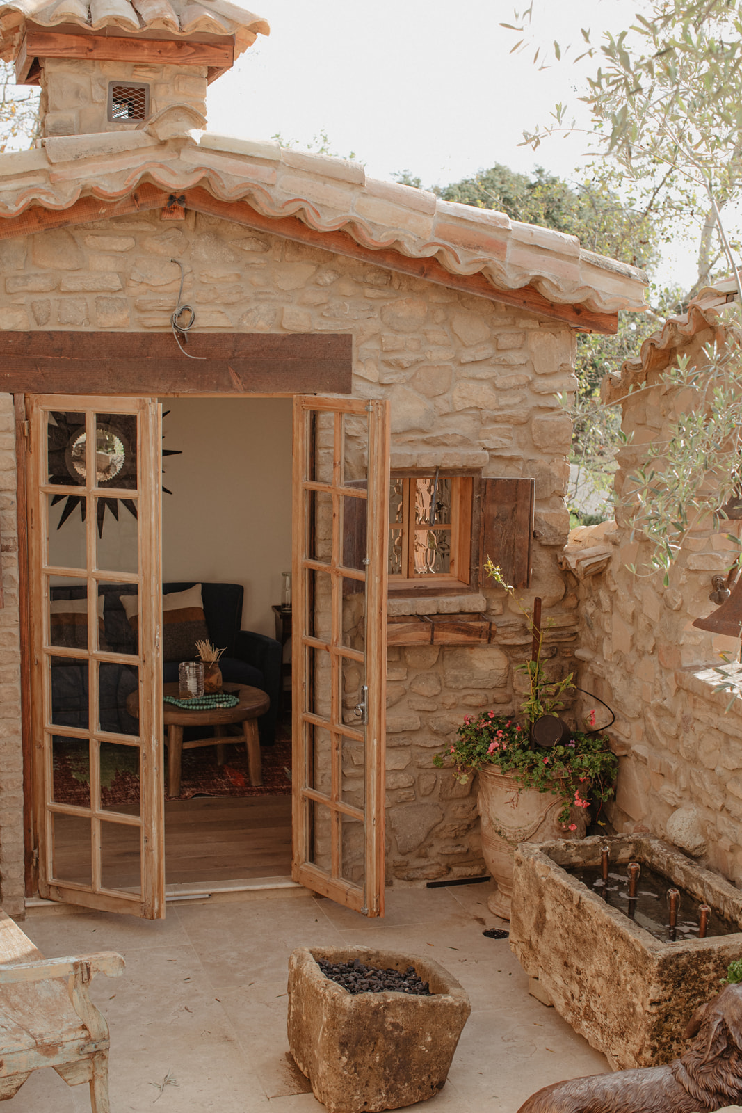 Property detail at The Hidden Encounter, natural and architectural elements of the grounds